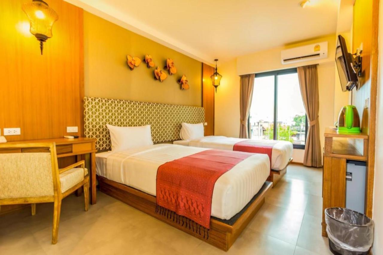 The Signature Hotel @ Thapae Chiang Mai Esterno foto