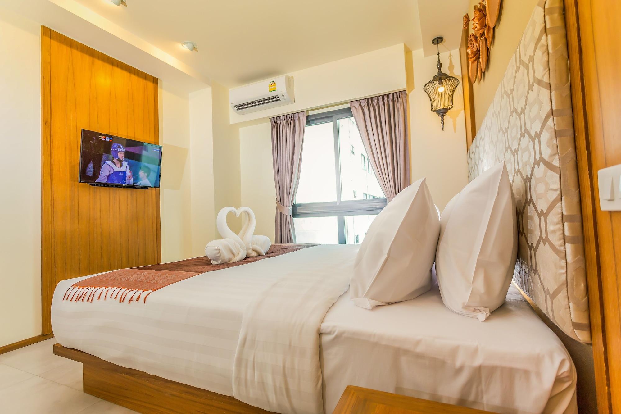 The Signature Hotel @ Thapae Chiang Mai Esterno foto