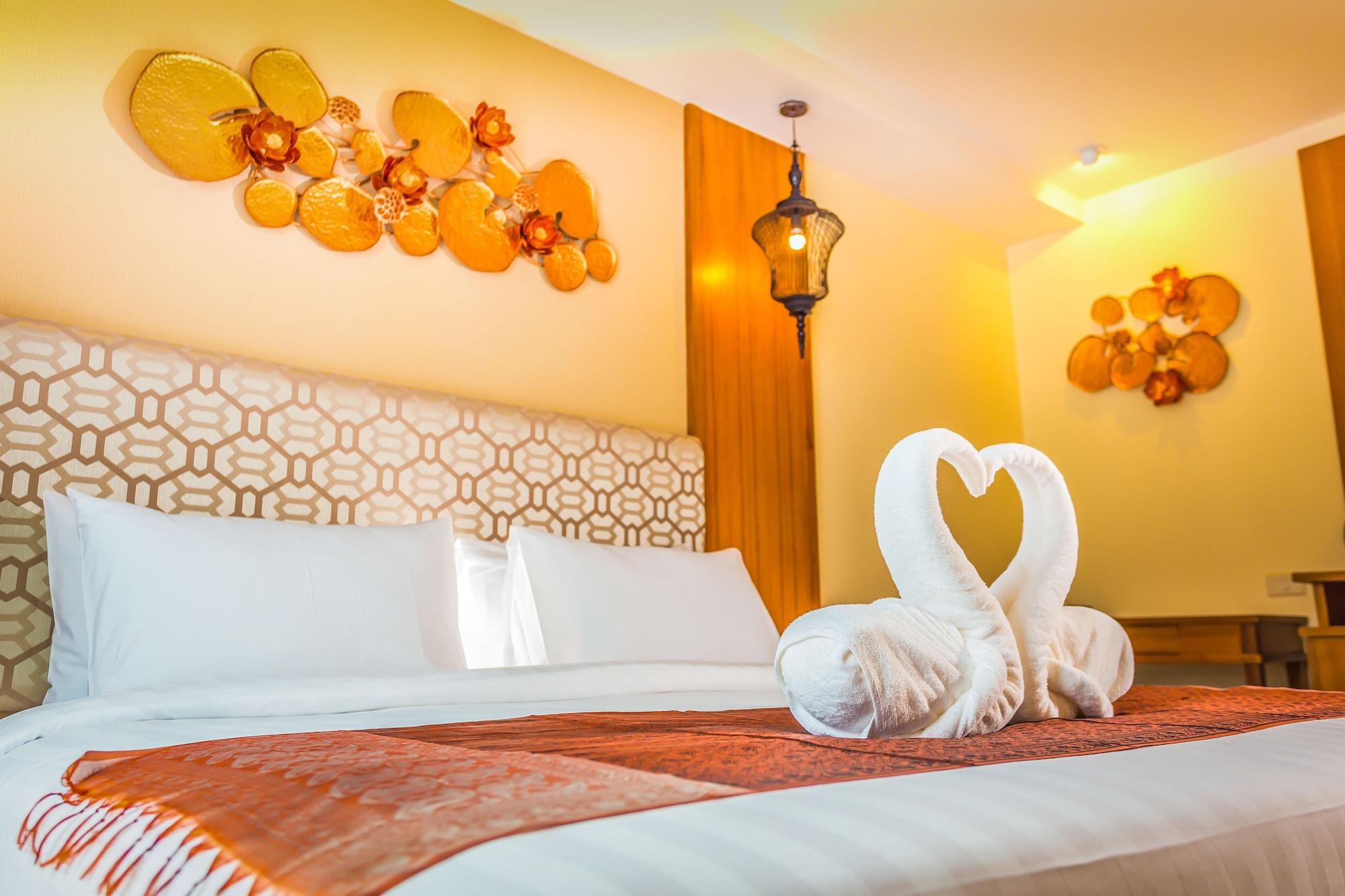 The Signature Hotel @ Thapae Chiang Mai Esterno foto