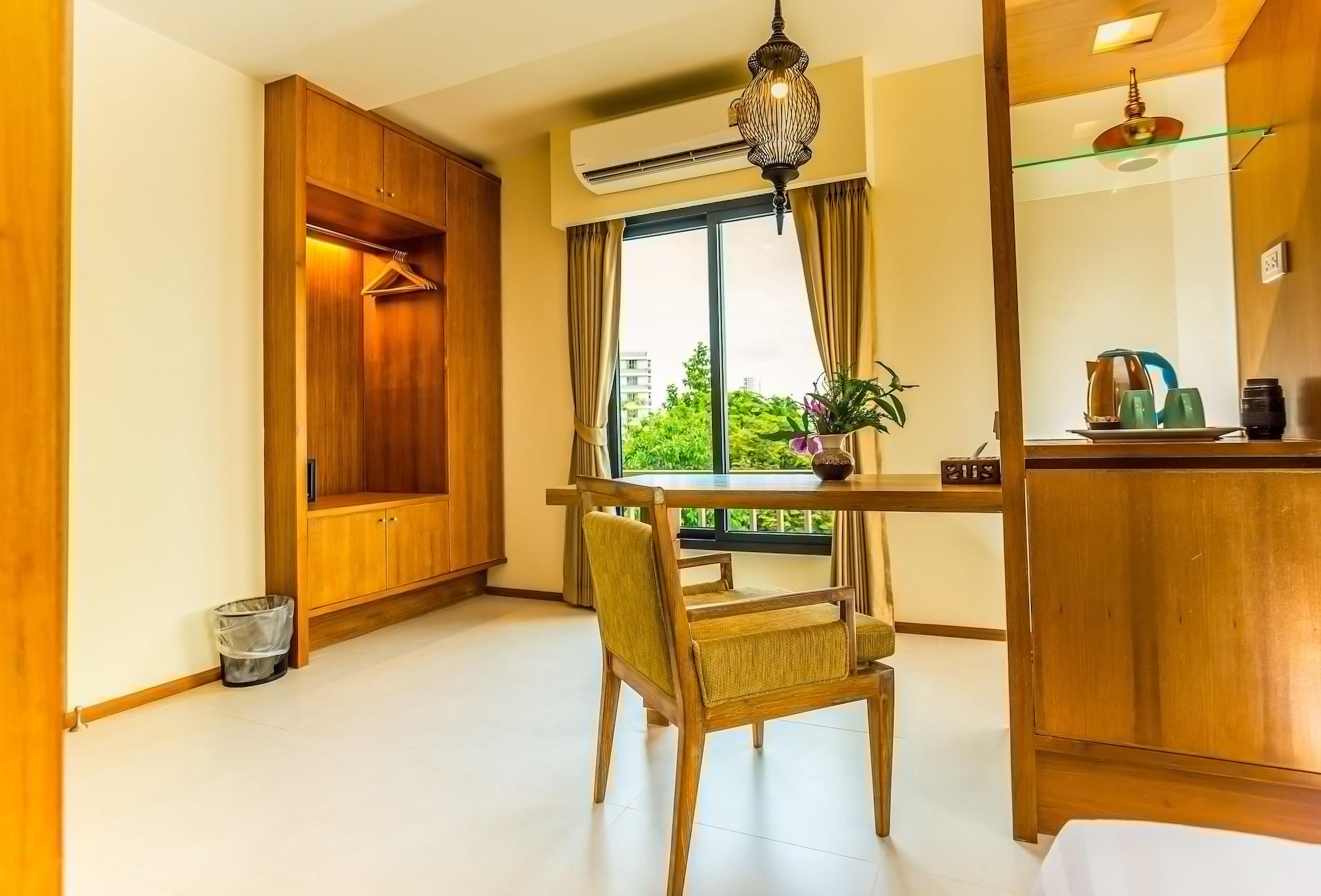 The Signature Hotel @ Thapae Chiang Mai Esterno foto