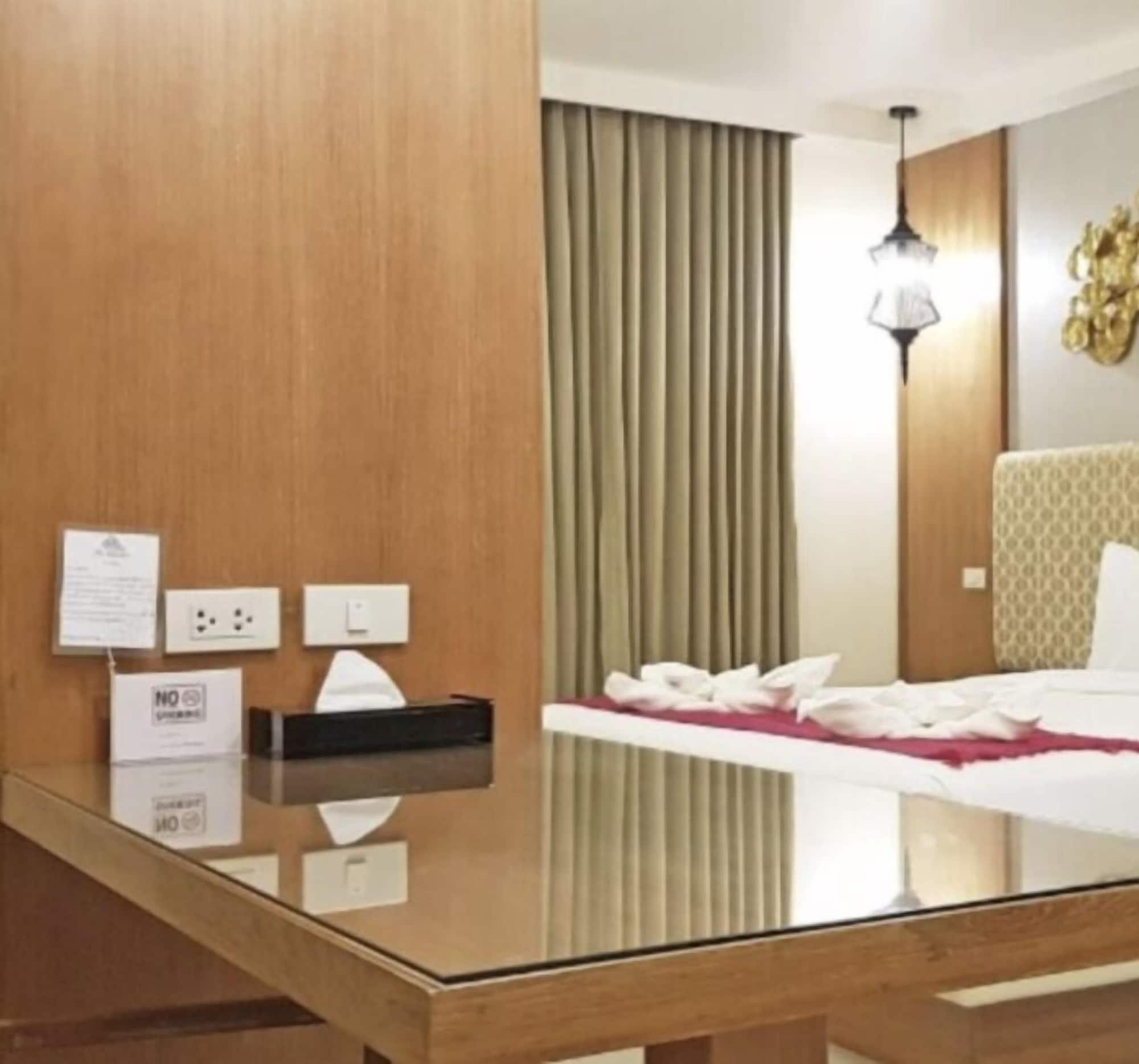 The Signature Hotel @ Thapae Chiang Mai Esterno foto