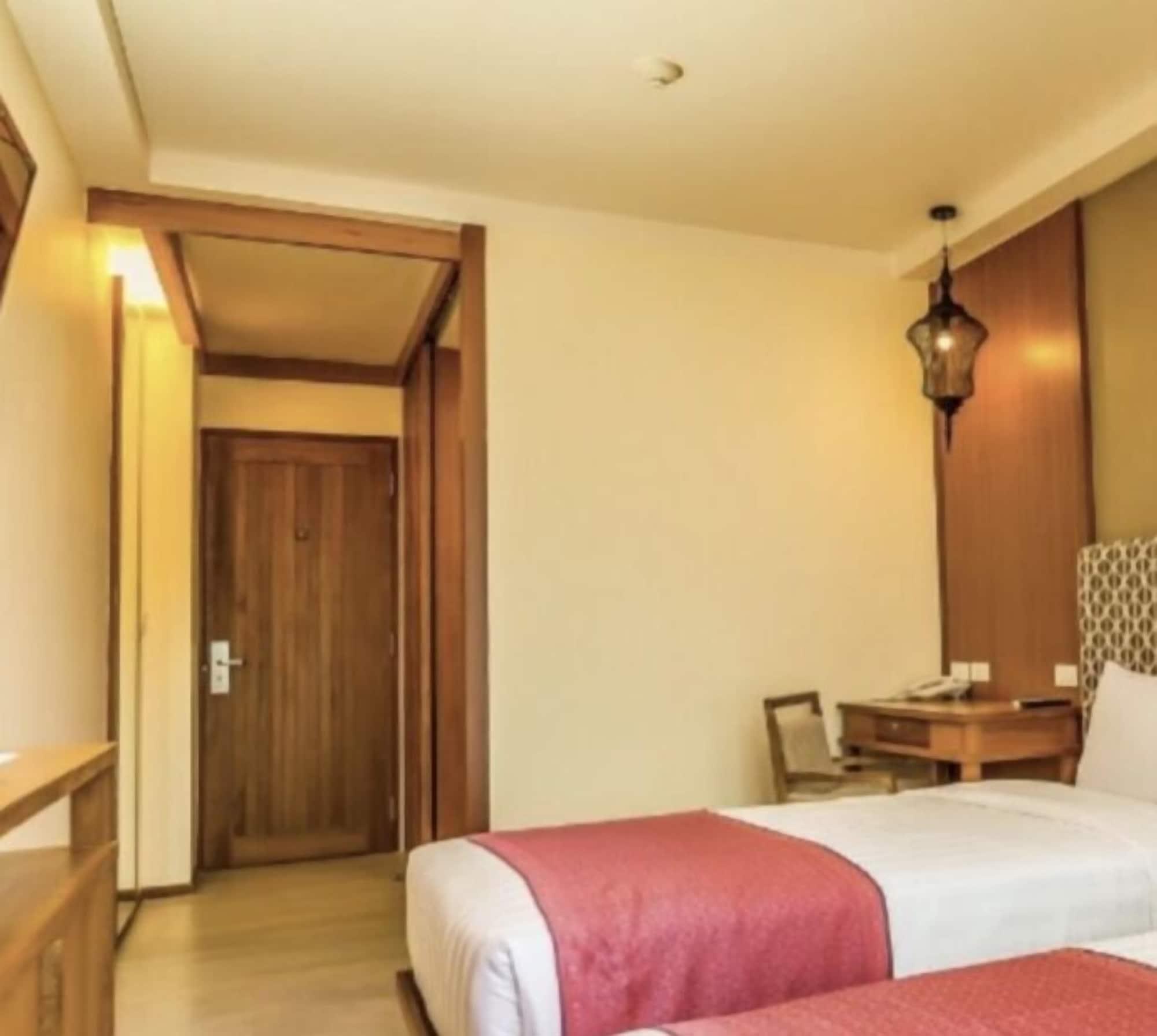 The Signature Hotel @ Thapae Chiang Mai Esterno foto