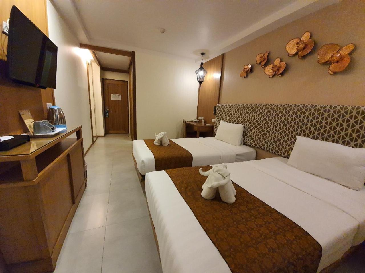 The Signature Hotel @ Thapae Chiang Mai Esterno foto