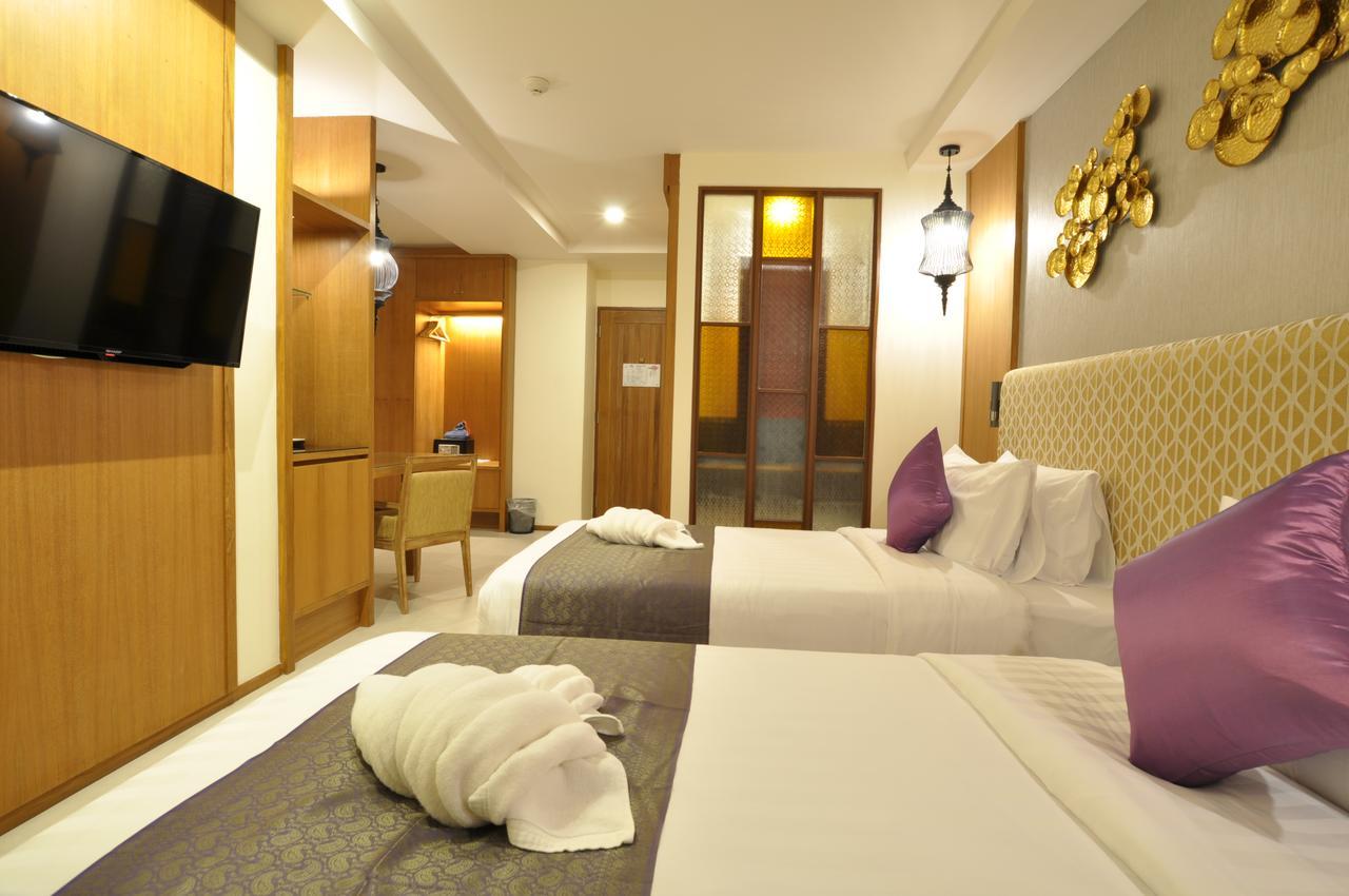 The Signature Hotel @ Thapae Chiang Mai Esterno foto