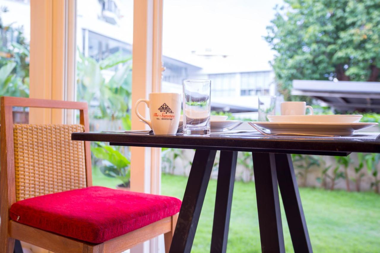 The Signature Hotel @ Thapae Chiang Mai Esterno foto